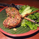 ベトナミーズ・シクロ - 豚つくねの串焼き