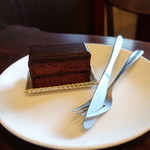 Patisserie Ravi,e relier - 