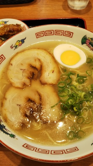 山川パーキングエリア 上り線 スナックコーナー 新栄町 定食 食堂 食べログ