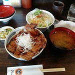 十勝豚丼 いっぴん - 