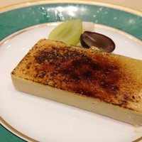 トラットリア キッコ - ピスタチオのクレームカタラーナ