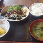 Machikadoya - カツオのたたき定食