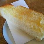 ピース ピース ピース - 厚切りバタートースト