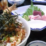 平の食堂 - 海老玉丼950円