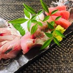 錦江湾 - 刺身の盛り合わせ。