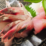 錦江湾 - 常連さんが釣ってきてくれたお魚も入る。