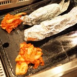 韓国料理 豚とんびょうし - "サムギョプサル"