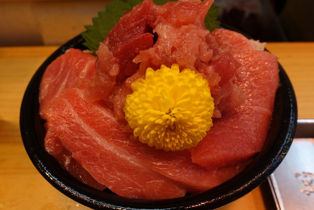 築地場外のマグロ専門店 東京 築地 By ぬまっしゅ まぐろや黒銀 築地本店 旧店名 鮪おか戸 築地市場 魚介料理 海鮮料理 食べログ