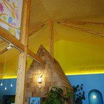 ワイワイガーデン - 店内