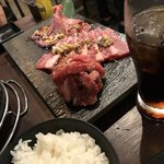 炭焼ホルモン えいた - 