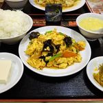 南国亭 - 玉子ときくらげの炒め定食（大盛）720円（ランチは、ライス、麻婆豆腐ほか、おかわり自由）