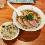 麺屋 六感堂 - 鴨と栗の中華そば カモンブラン＋さつまいもバターの炊き込みご飯