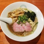 麺屋 六感堂 - 背脂煮干中華そば（水曜限定）