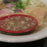 SAMURAI 桃太郎 - 背脂が浮いています