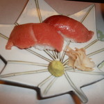 三養荘 - 鮪握り寿司