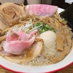 Mari iida - 背油サバ煮干+全部のせ