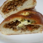 ココロノ ベーカリー - にぐは入ってないが、マヨネーズがええ感じ。