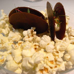 カセント - フォアグラのテリーヌとカカオのチュイル