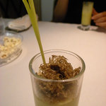 カセント - サマートリュフとマカデミアンナッツを削ったとうもろこしのスープ