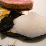 カセント - 茄子とキクラゲ、茄子のエスプーマソース