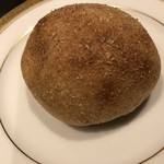 カールヴァーン ブルワリー＆レストラン  - ◎エイシという自家製パン150円