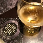 カールヴァーン ブルワリー＆レストラン  - 一つ一つに説明が書かれています