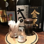 亜郎 - 卓上調味料群