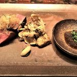 龍吟 - 讃岐オリーブ牛・伊予美人・落花生・揚葱