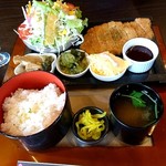 Kanzakura - とんかつ定食