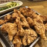 骨付鳥、からあげ、焼鳥 がブリチキン。 - 