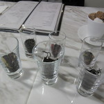 リール ギンザ - お茶の葉のサンプル