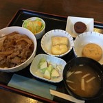 フローラ - 日替りランチ  牛丼