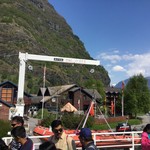 フロムスブリュッガ - フロムの街並みも美しいインド人旅行者は多かった