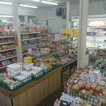 須崎食料品店 - （須崎食料品店の）店内