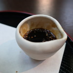 茶良庵 - そばの実入り黒蜜
