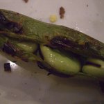 エンボカ - 空豆がひょこっと・・・