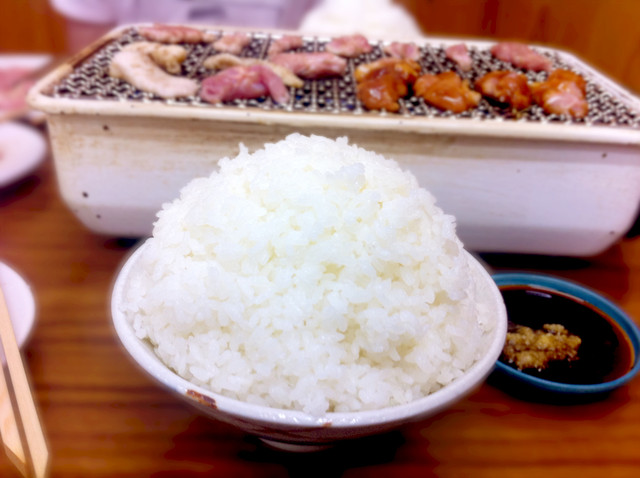 ご飯大盛りは日本昔ばなし並みのテンコ盛りです By ドエライもん 鳥広 相可 焼肉 食べログ