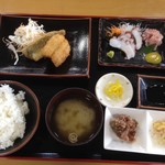 うべ新鮮市場 元気一番 - みさき定食　600円