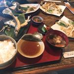 郷土料理ともん - ともん定食+キノコの天ぷら