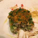 ラ・ベットラ・ダ・オチアイ ナゴヤ - マグロとアボカドとイクラのサラダのアップ