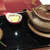 名駅なだ万茶寮 - 