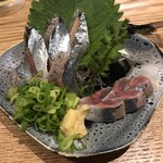 素揚げ酒場 パリパリ - 秋刀魚刺し