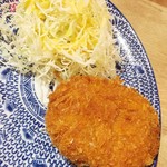 餃子製造販売店 尼崎いち五郎 - 牛肉コロッケ