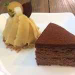 pinon - さつまいものモンブランと日本酒入りのチョコレートケーキ