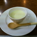 マンマ　カフェ - ランチのスープ　日替わりです　粉は使わず野菜だけでとろみがついてます