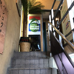 Thai Restaurant SOUL FOOD BANGKOK - 2階のお店の入口