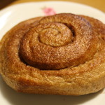 ベッカライ ビオブロート - シナモンロール