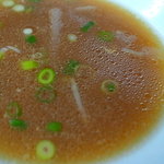 北斗亭 - 牛骨スープには珍しく後味スッキリ