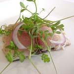 ヌーダ - 皮の表面を軽く炙った鯖