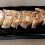 【2018.10.08(月)】ぎょうざ3種盛り453円